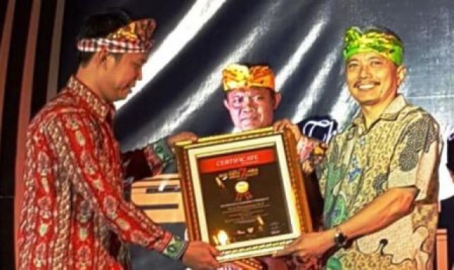 POLITANI PANGKEP SUKSES RAIH SEVEN MEDIA ASIA AWARD 2018 DI BALI