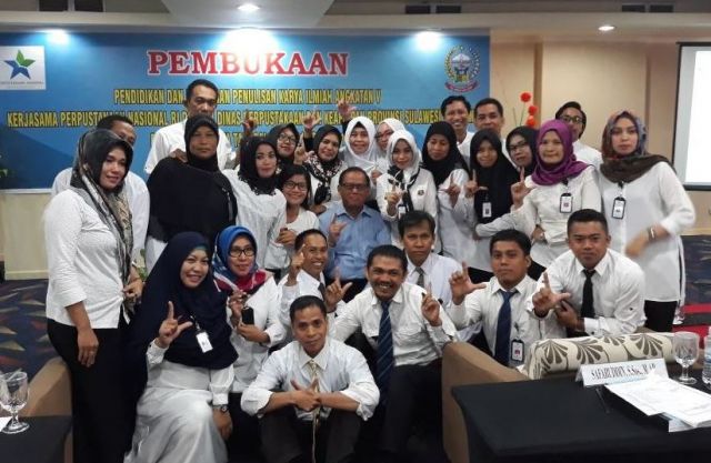 KEPALA PERPUSNAS RI MEMBUKA DIKLAT PENULISAN KARYA ILMIAH